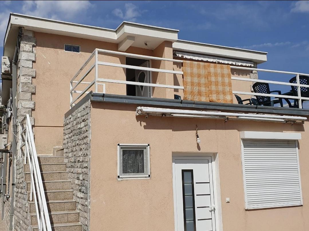Apartment Danja *